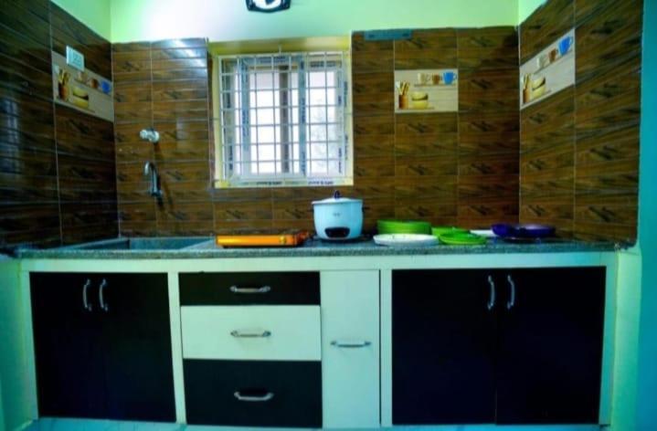 Ferienwohnung Garuda Grand Tirupati Exterior foto